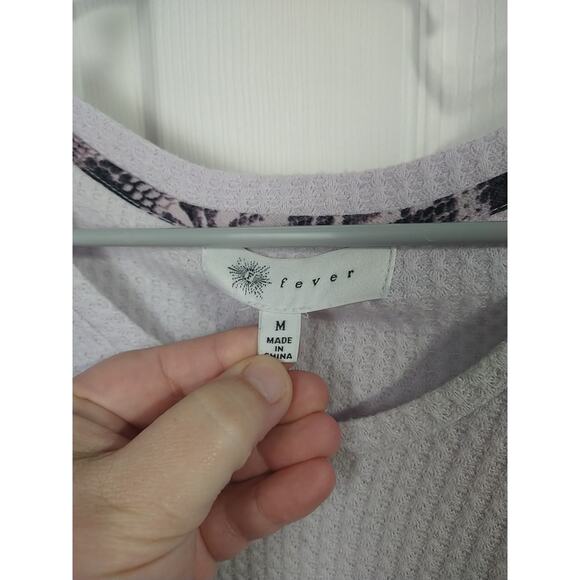 Fever Woman M Blouse Waffle Knit Balloon Sleeve Curved Hem Casual - Picture 3 of 8